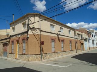 Pis  Carrer de ramon castellà 15. Subasta de piso en carrer ramón castellà de móra la nova
