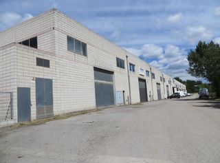 Nau industrial a Avinguda navarra 5. Nave industrial en palau-solità i plegamans (barcelona)