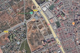 Solar industrial en La Hacienda - Nueva Andalucía
