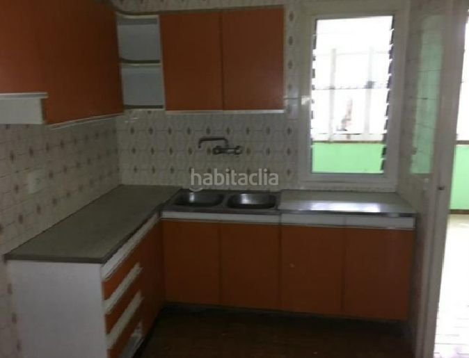 Foto f8396111-5052-448c-ad56-dbf015e24313. Edificio in Navàs