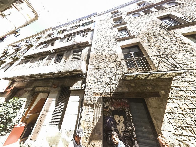 Foto 72f2967d-e6b7-41e7-a14d-b96b37ddb418. Local comercial a St. Pere - Sta. Caterina - El Born Barcelona