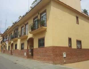 Chalet in Carrer girona 85. Subasta de chalet adosado en calle girona de hostalric (girona)