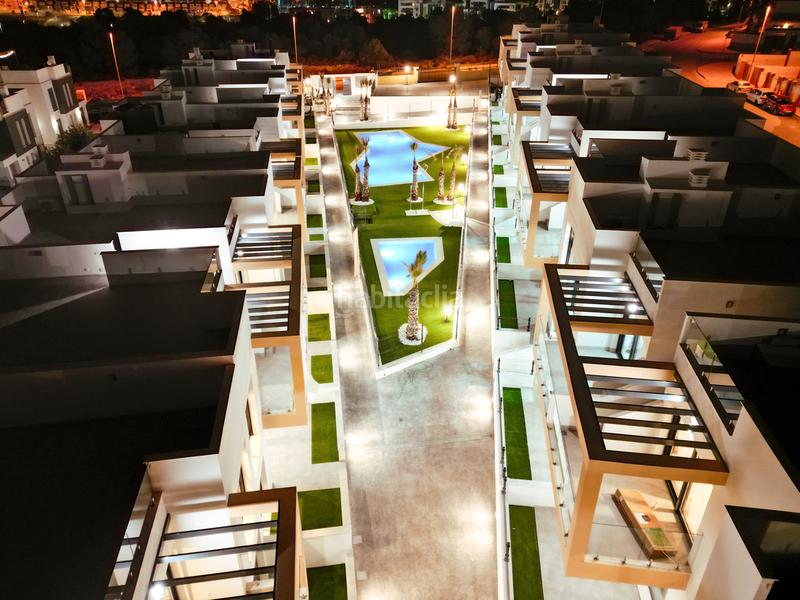 Foto 5df0203b-c4be-4ac3-8845-432f3b8a8377. Planta baja en Los Almendros Orihuela