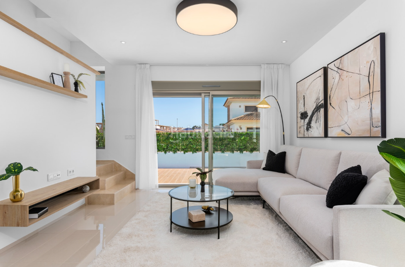 Foto eda75466-9113-4d6a-ba54-1e2679c2c6c6. Chalet dans Centro Alcázares (Los)