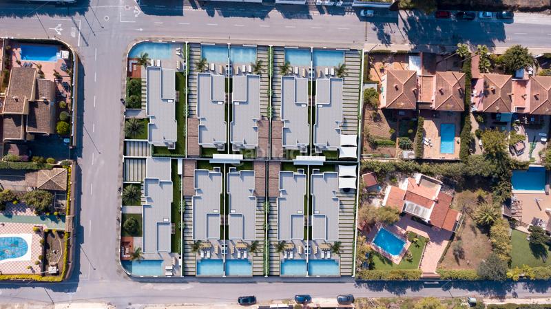 Foto bfb8e3f0-dafa-4f6c-b8aa-0cf09c41f319. Chalet con piscina in L´Albir Alfàs del Pi (l´)