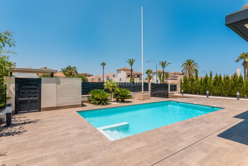 Foto a8490456-a312-4fc2-be68-0dd680219ff3. Chalet avec parking dans Playa Honda-Playa Paraíso Cartagena