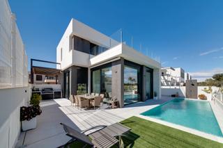 Chalet in El Pinar de Campoverde