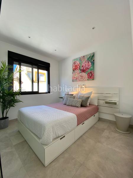 Foto a30649b5-480d-43e3-b7b2-2ba8fc3a2dd3. Casa adossada amb piscina a Santiago de La Ribera San Javier