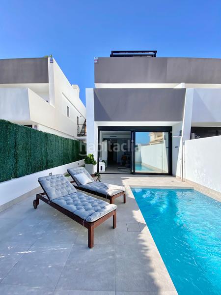 Foto 2c1f26bf-76df-42aa-8d0e-16ee4a0bd128. Semi detached house with pool in Santiago de La Ribera San Javier