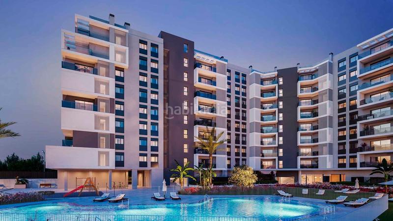 Foto 792834fd-238d-4250-bbdb-8b663168a16f. Planta baixa amb aparcament piscina a Paus - Polígono San Blas Alicante