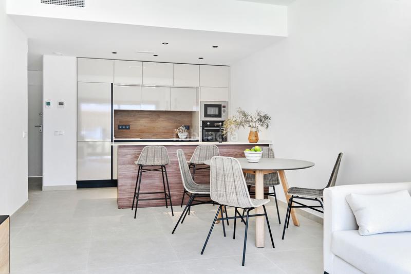 Foto b69610e5-1315-40be-97ec-b0e432da9a3f. Casa amb piscina a La Veleta Torrevieja