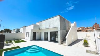 Chalet in El Pinar de Campoverde