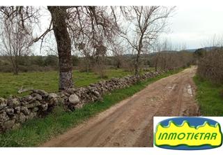 Propriété à Sotillo de la Adrada. 2 fincas en sotillo de la adrada,cerrada en piedra,buen acceso
