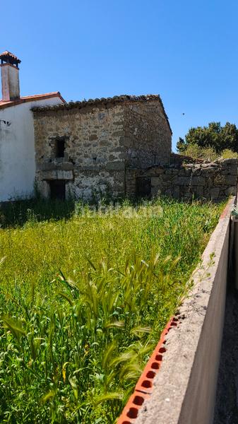 Foto 0bde51ca-9c16-4472-9e65-e5e1e3ddcdeb. Casa bifamiliare in calle cañada 21 in Fresnedilla
