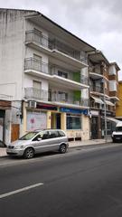 Edificio en Avenida madrid 20. Edificio para inversores - mejor zona comercial de sotillo