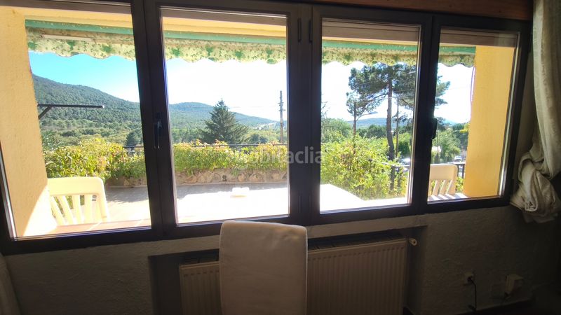 Foto 22f2f883-0164-4d5d-8783-019a75f86153. Chalet con camino riscaldamento parcheggio piscina in Santa María del Tiétar