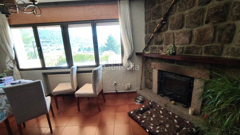 Foto 77a4a940-d970-4234-829b-53e0ed9da293. Chalet con camino riscaldamento parcheggio piscina in Santa María del Tiétar