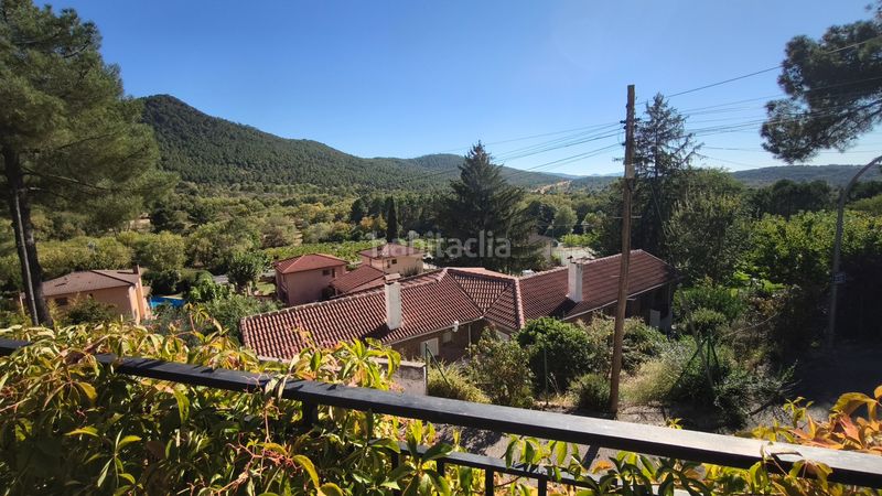 Foto 89c33916-4ad0-4e2a-8fee-90496c24f636. Chalet con camino riscaldamento parcheggio piscina in Santa María del Tiétar