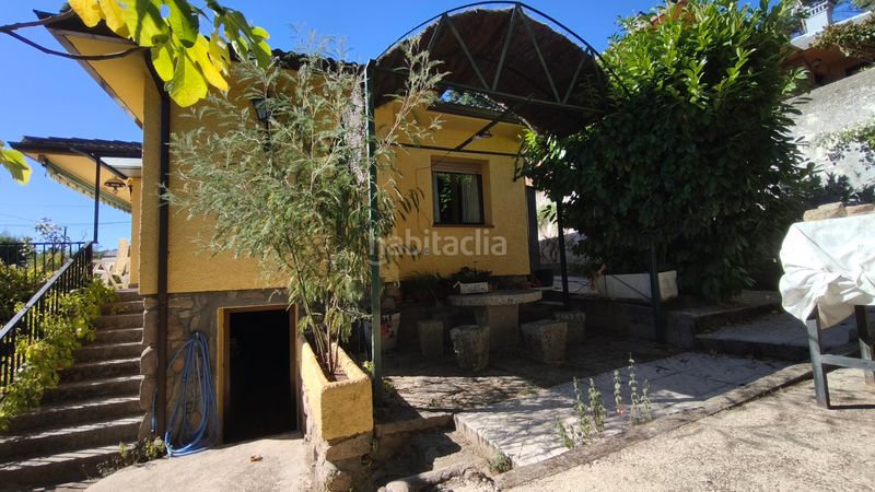 Foto dc0666af-cf54-4f8f-ba02-ff934ab57448. Chalet con camino riscaldamento parcheggio piscina in Santa María del Tiétar