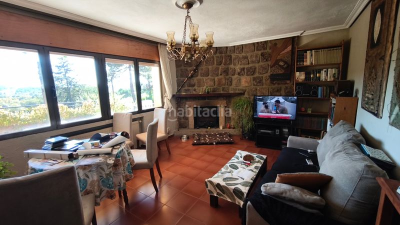 Foto fdb148bd-3d59-486b-8d15-b3461900fb24. Chalet con camino riscaldamento parcheggio piscina in Santa María del Tiétar