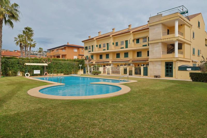 Foto c2748284-9b1d-4059-974e-cc4b4ed78d33. Àtic amb calefacció aparcament piscina a Montañar-El Arenal Xàbia