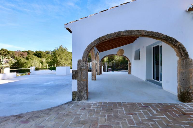 Foto 1c2a2e67-5db7-4e5c-bf90-81df5dcf2b59. Casa villa en venta en javea cerca de la playa en Xàbia