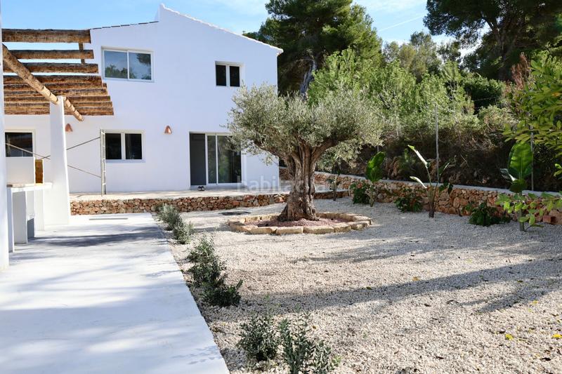 Foto 1f3dad9f-d199-4d45-8d77-b6343b5f4a6c. Casa villa en venta en javea cerca de la playa en Xàbia