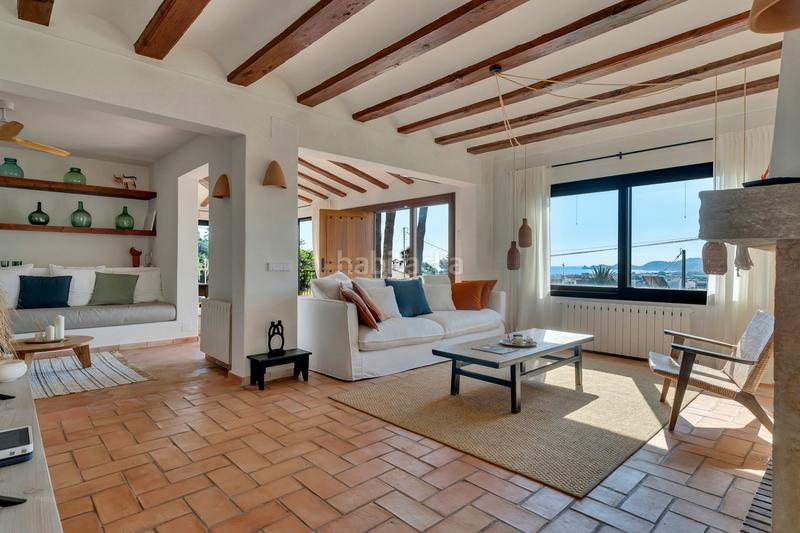 Foto 3abdb1ee-36d2-41d8-a553-7599c3b67473. House with heating pool in Puerto Xàbia