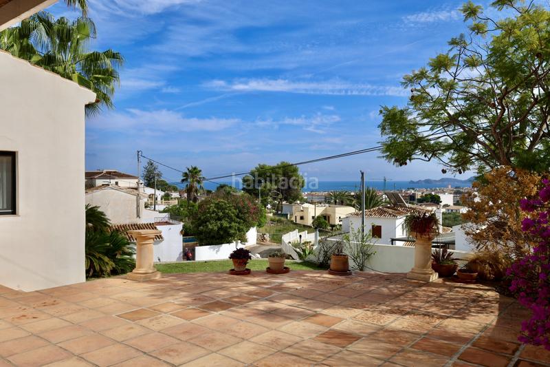 Foto 872843be-dc15-409a-ad7d-317cab2a56dc. Casa villa en venta en jávea con vistas al mar en urbanización puchol en Xàbia