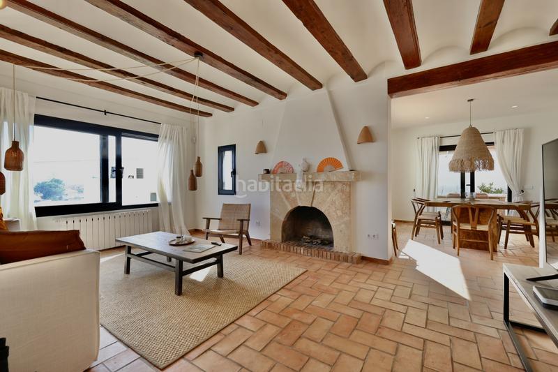 Foto bb89898b-0aa9-44d9-b8bb-775f2927c8cb. Casa villa en venta en jávea con vistas al mar en urbanización puchol en Xàbia