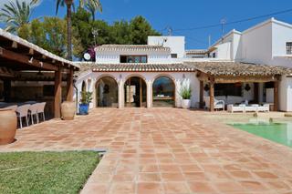 Casa en Montg - Ermita. Finca con encanto mediterrneo a solo unos pasos del centro de j