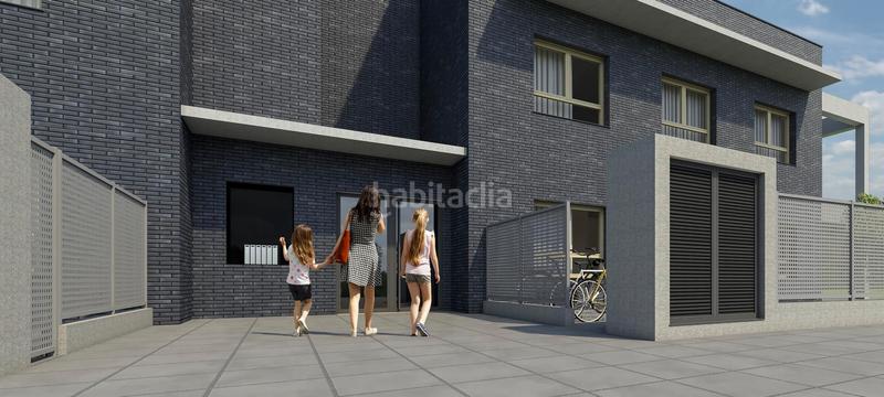 Foto e85b666b-6666-48d0-b475-7d987b3a45f2. Planta baixa a asparrena kalea 80 a Aretxabaleta Vitoria - Gasteiz