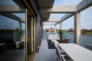 Elegance Living