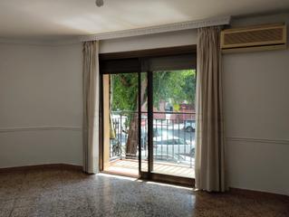 Etagenwohnung  Carrer de mossèn jacint verdaguer. Amplio piso junto paseo alameda