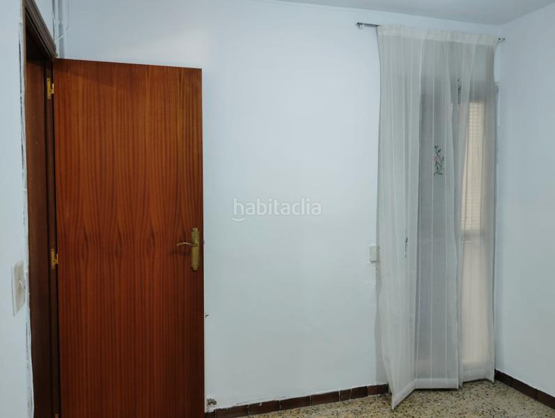 Foto 0c9a9e25-d26e-4e64-aeb3-0833489316e4. Appartamento con riscaldamento in Riu Sud Santa Coloma de Gramenet