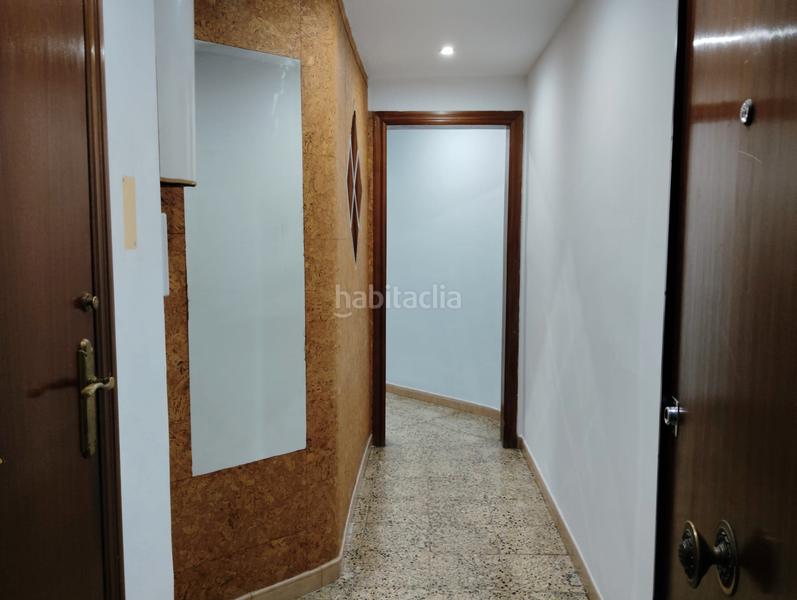 Foto 1759547d-8bb5-4fc7-a9c1-74e37b507d67. Appartamento con riscaldamento in Riu Sud Santa Coloma de Gramenet