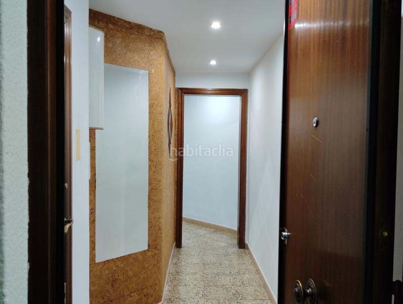 Foto 2485b554-7132-454e-a9c6-cd3c0a0fc37a. Appartamento con riscaldamento in Riu Sud Santa Coloma de Gramenet