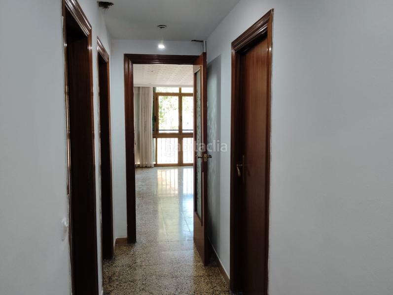 Foto 28e9877b-a8fc-4a83-9ed7-2b347453f9d5. Appartamento con riscaldamento in Riu Sud Santa Coloma de Gramenet