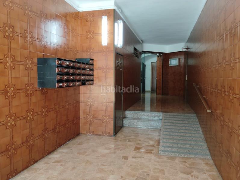 Foto 4681d375-3edc-4bc9-9a53-df87041b3eec. Appartamento con riscaldamento in Riu Sud Santa Coloma de Gramenet