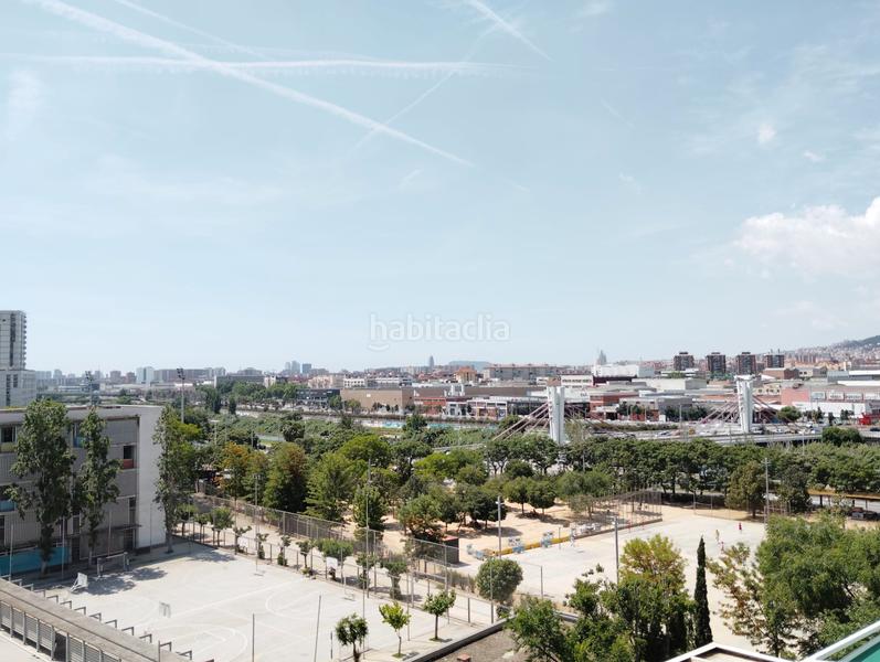 Foto 46f0c321-c37d-408b-87b4-8c675b373d8f. Appartamento con riscaldamento in Riu Sud Santa Coloma de Gramenet