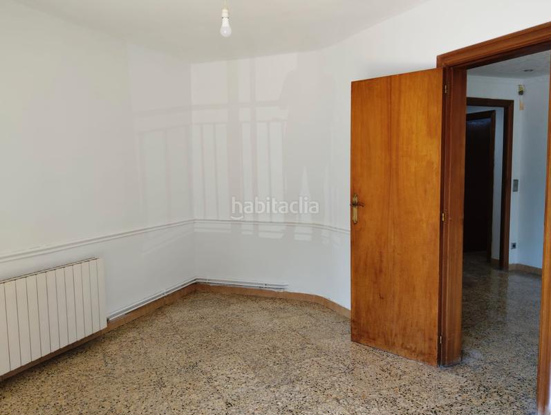 Foto bdf58d69-df2d-4df4-b382-2574ae45bce8. Appartamento con riscaldamento in Riu Sud Santa Coloma de Gramenet