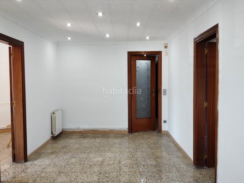 Foto d1c412de-900b-41ae-954c-9c9ae38fa132. Appartamento con riscaldamento in Riu Sud Santa Coloma de Gramenet