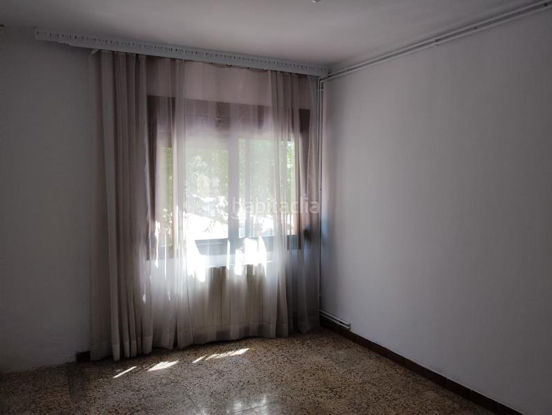 Foto dbeb86bd-9bc8-4ec5-b75a-8e088f9a6297. Appartamento con riscaldamento in Riu Sud Santa Coloma de Gramenet
