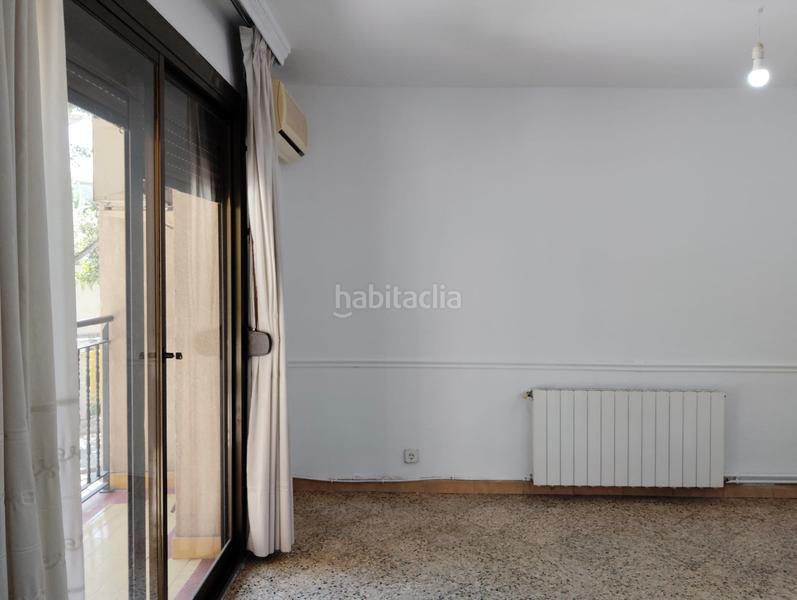 Foto e2fb02e0-017b-4432-bd54-167e072d2225. Appartamento con riscaldamento in Riu Sud Santa Coloma de Gramenet