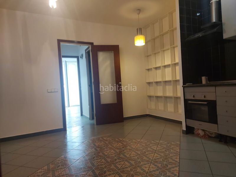 Foto 064990ad-69c3-47b2-b044-a56440633e77. Pis a Raval Barcelona