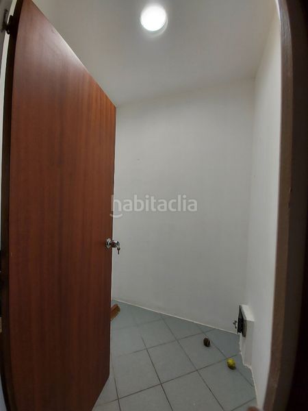 Foto 2a661bb4-b317-493c-8e71-a2d0abd9c91b. Pis a Raval Barcelona
