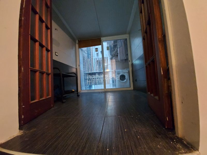 Foto 30bc9666-b61d-4a15-9e12-64a588c6ada6. Pis a Raval Barcelona