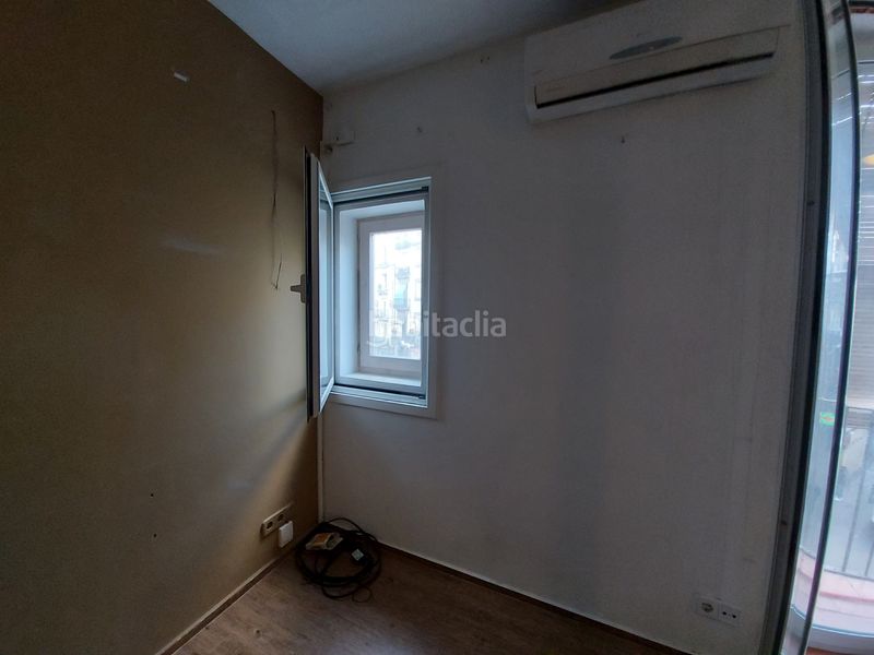 Foto 5af27b89-1ff3-4e2d-b0f5-8dd08d6f3381. Pis a Raval Barcelona