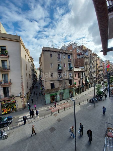 Foto cc288a08-138a-4f5a-9124-f2ba9bce1634. Pis a Raval Barcelona