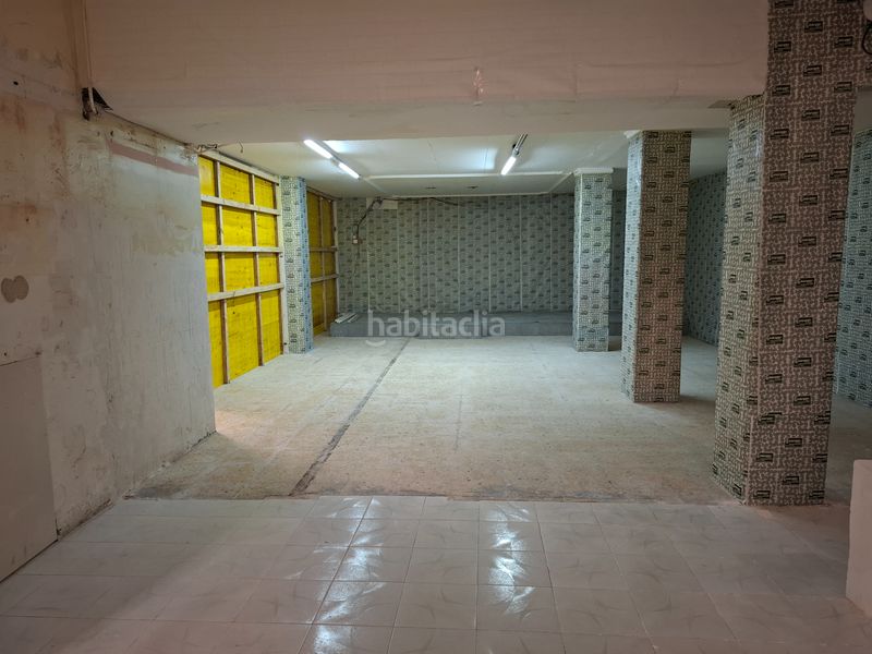 Foto eb8f2a6d-ae9b-4fac-be9b-30f95a86eceb. Local comercial a Progrés - Pep Ventura Badalona